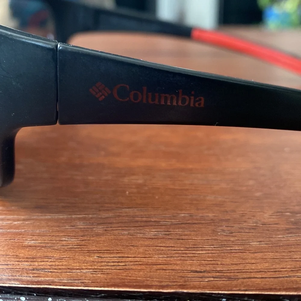 Very Gently Used Men’s Champion Sunglasses